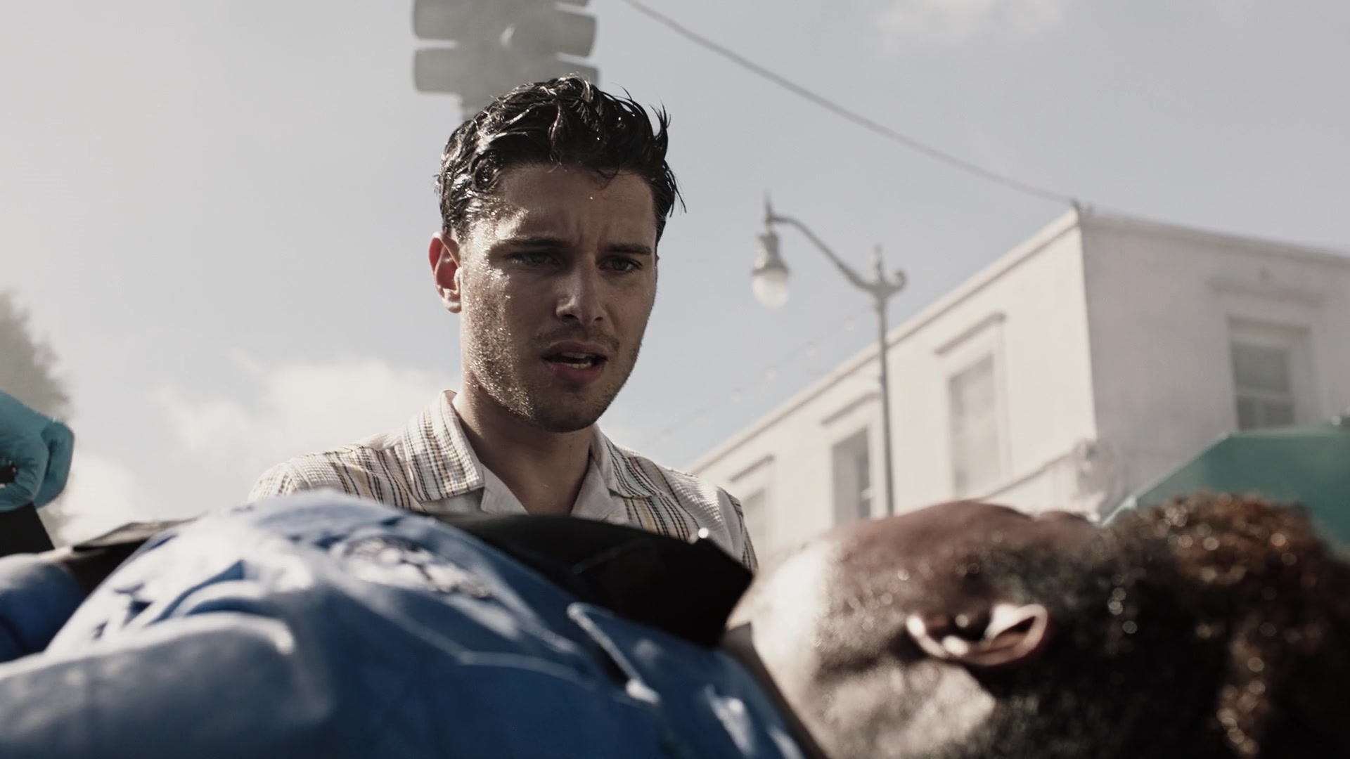 9-1-1_Lone_Star_S01E10_1080p_002952.jpg