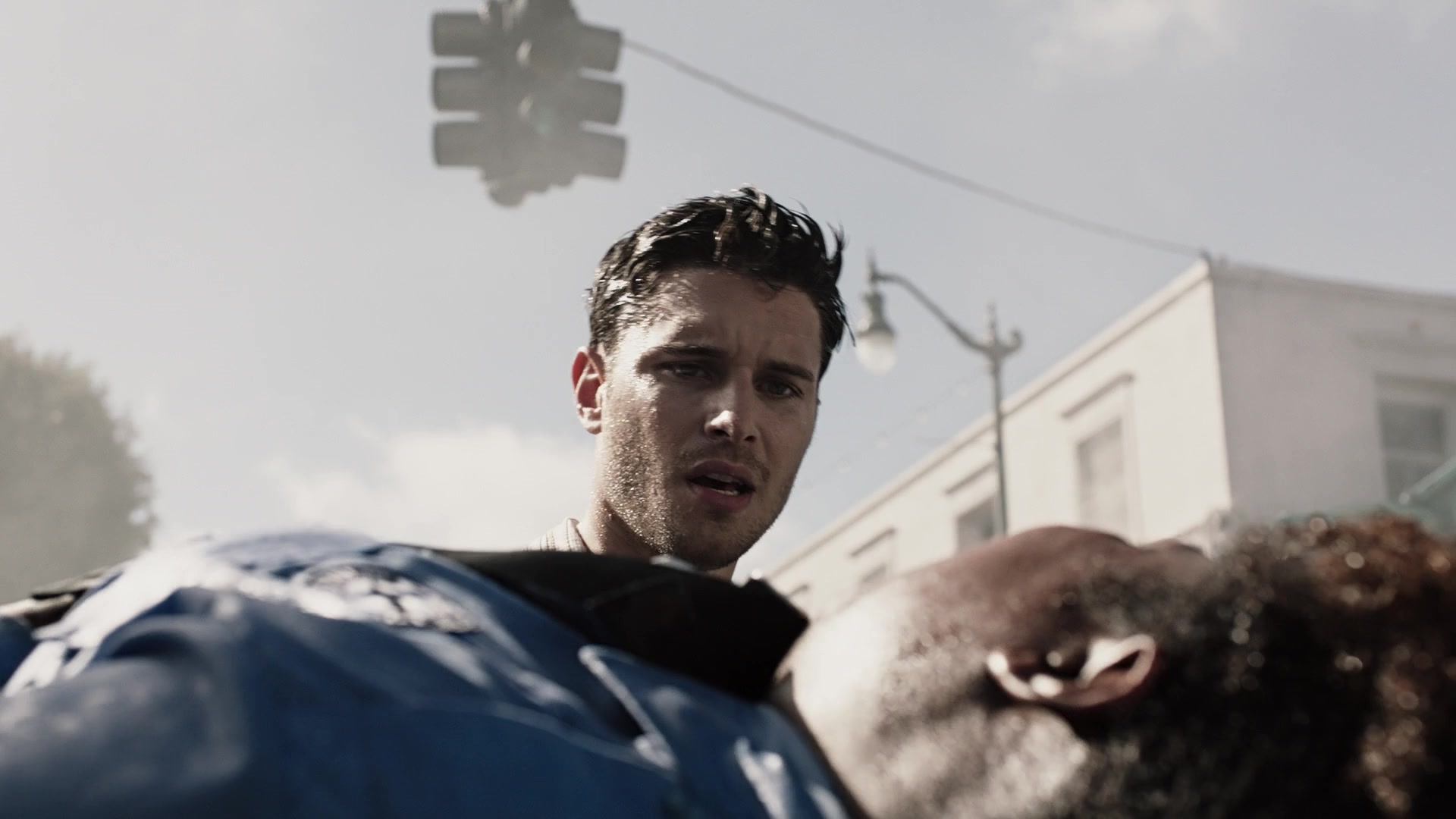 9-1-1_Lone_Star_S01E10_1080p_002953.jpg