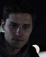 9-1-1_Lone_Star_S01E01_1080p_001661.jpg