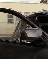 9-1-1_Lone_Star_S01E01_1080p_001800.jpg