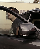 9-1-1_Lone_Star_S01E01_1080p_001802.jpg