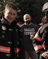 9-1-1_Lone_Star_S01E02_1080p_002977.jpg