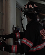 9-1-1_Lone_Star_S01E02_1080p_004761.jpg