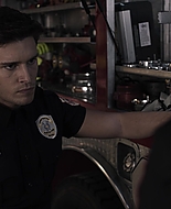9-1-1_Lone_Star_S01E03_1080p_004910.jpg