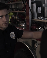 9-1-1_Lone_Star_S01E03_1080p_004949.jpg