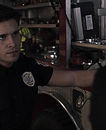 9-1-1_Lone_Star_S01E03_1080p_004950.jpg