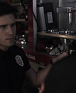 9-1-1_Lone_Star_S01E03_1080p_004958.jpg