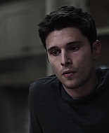 9-1-1_Lone_Star_S01E09_1080p_004109.jpg