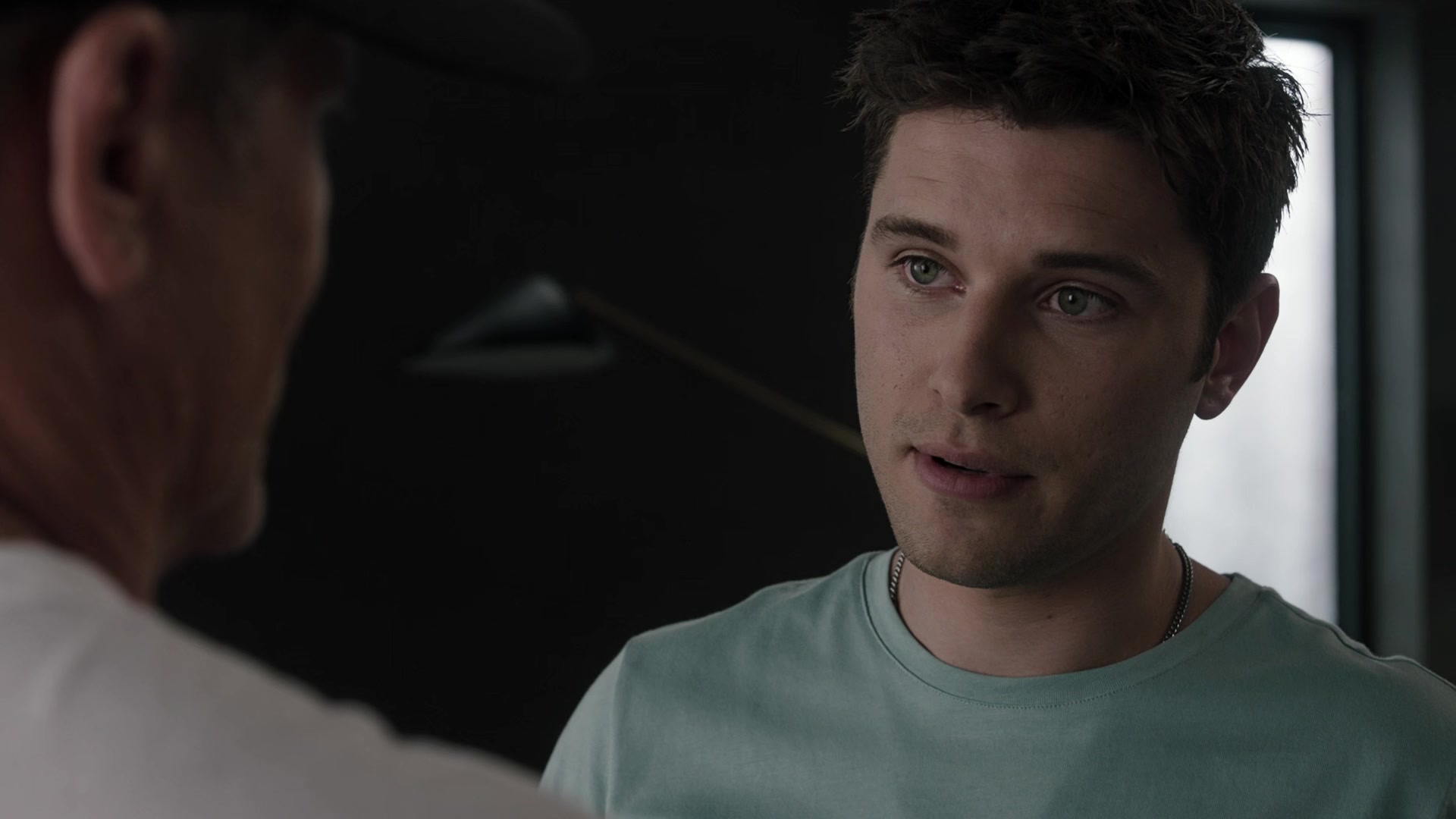9-1-1_Lone_Star_S02E10_1080p_RRA_000624.jpg