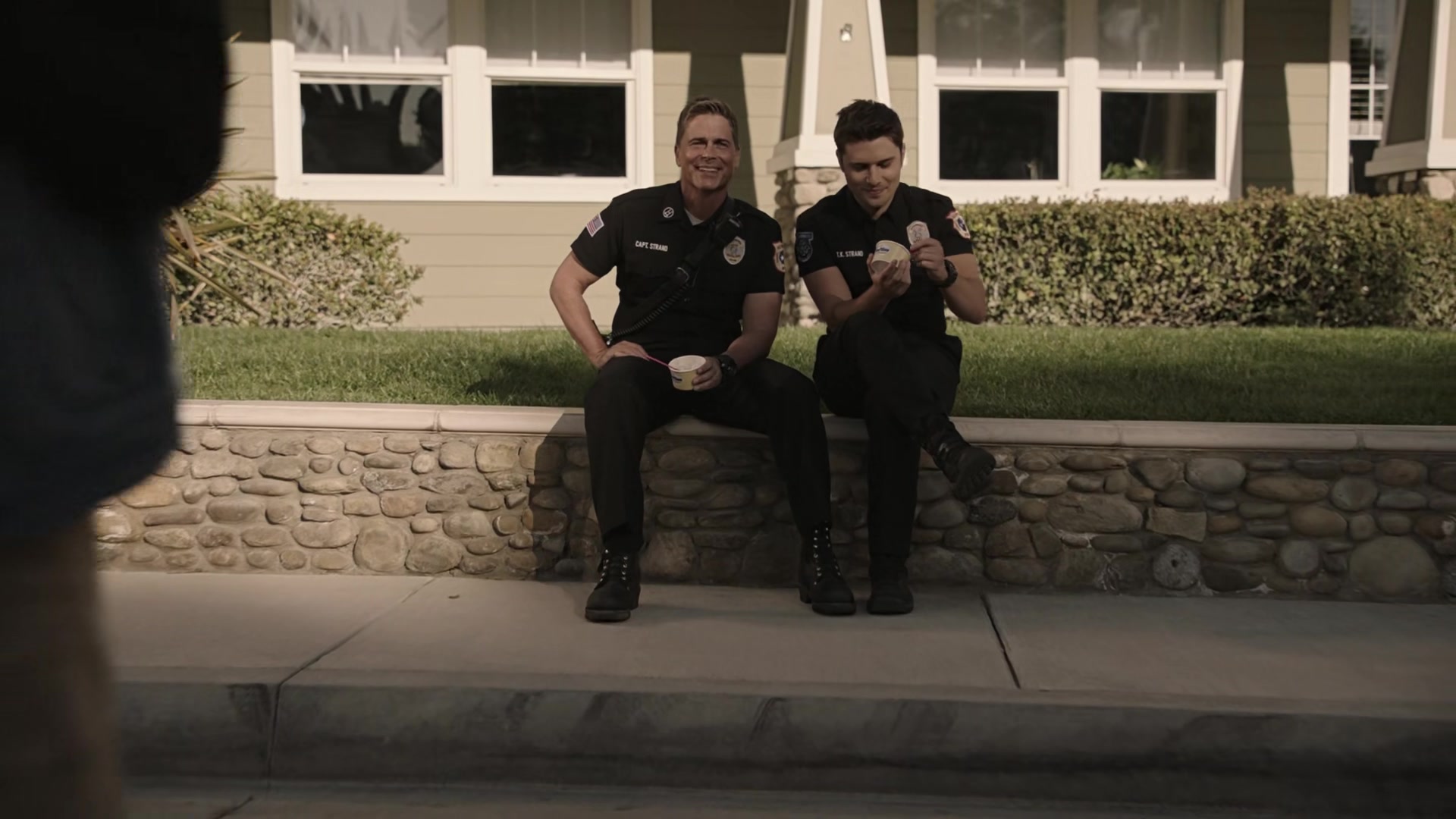 9-1-1_Lone_Star_S02E10_1080p_RRA_005995.jpg
