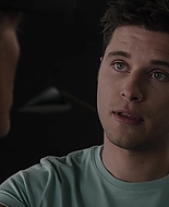 9-1-1_Lone_Star_S02E10_1080p_RRA_000597.jpg