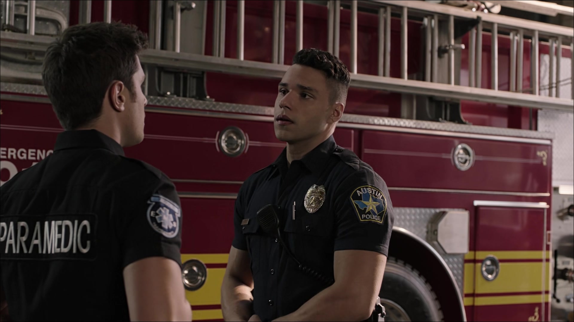9-1-1_Lone_Star_S02E12_1080p_RRA_001628.jpg