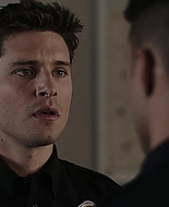 9-1-1_Lone_Star_S02E12_1080p_RRA_001703.jpg