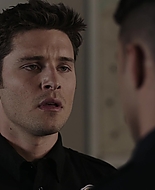 9-1-1_Lone_Star_S02E12_1080p_RRA_001706.jpg