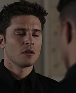 9-1-1_Lone_Star_S02E12_1080p_RRA_001707.jpg