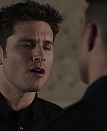 9-1-1_Lone_Star_S02E12_1080p_RRA_001721.jpg