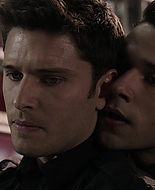 9-1-1_Lone_Star_S02E12_1080p_RRA_001861.jpg