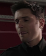 9-1-1_Lone_Star_S02E12_1080p_RRA_001905.jpg