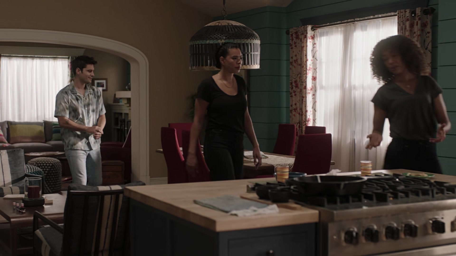 9-1-1_Lone_Star_S02E14_1080p_RRA_001400.jpg 9-1-1_Lone_Star_S02E14_1080p_RRA_001400.jpg