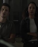 9-1-1_Lone_Star_S02E14_1080p_RRA_005944.jpg