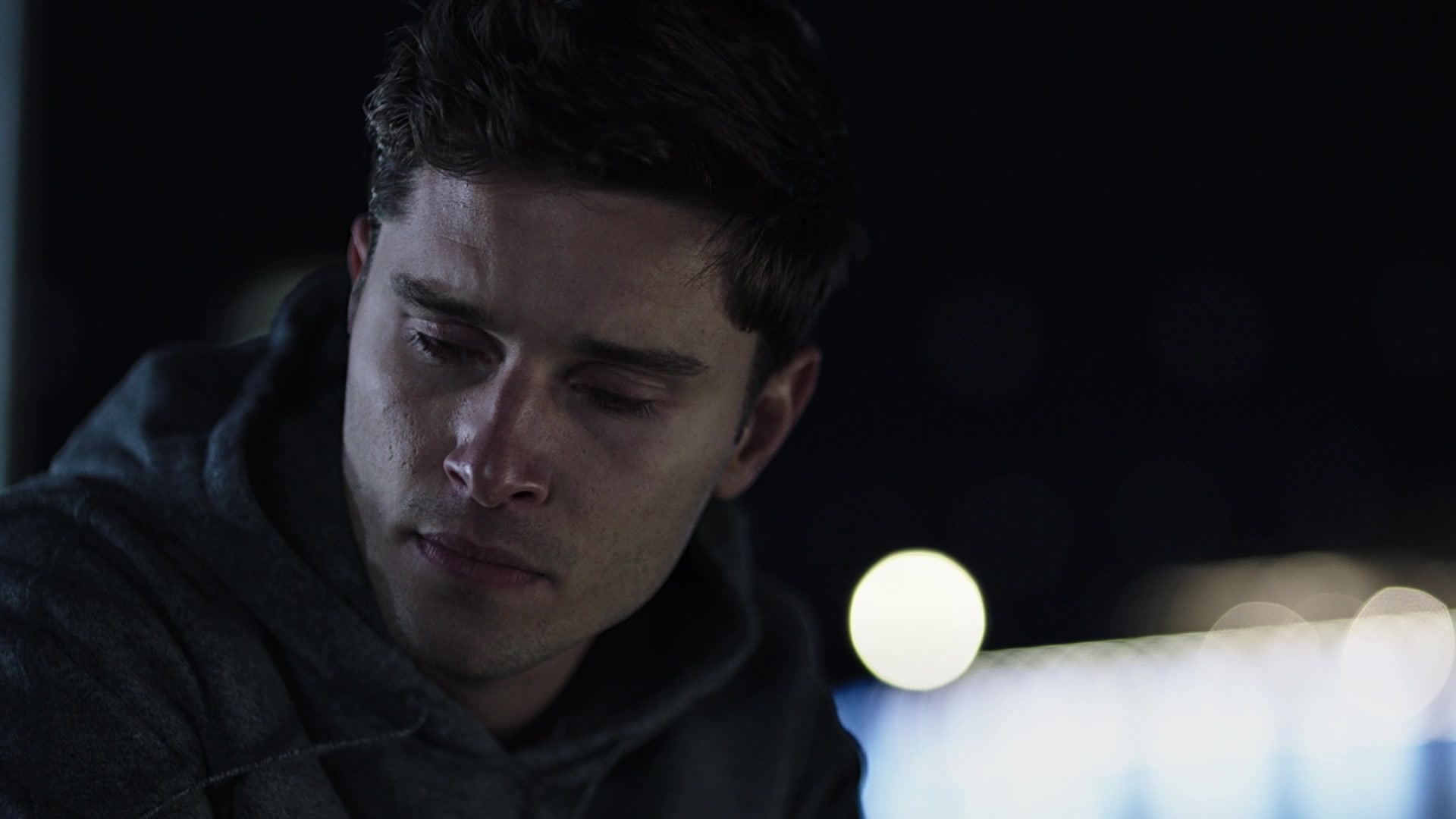 9-1-1_Lone_Star_S01E01_1080p_001621.jpg