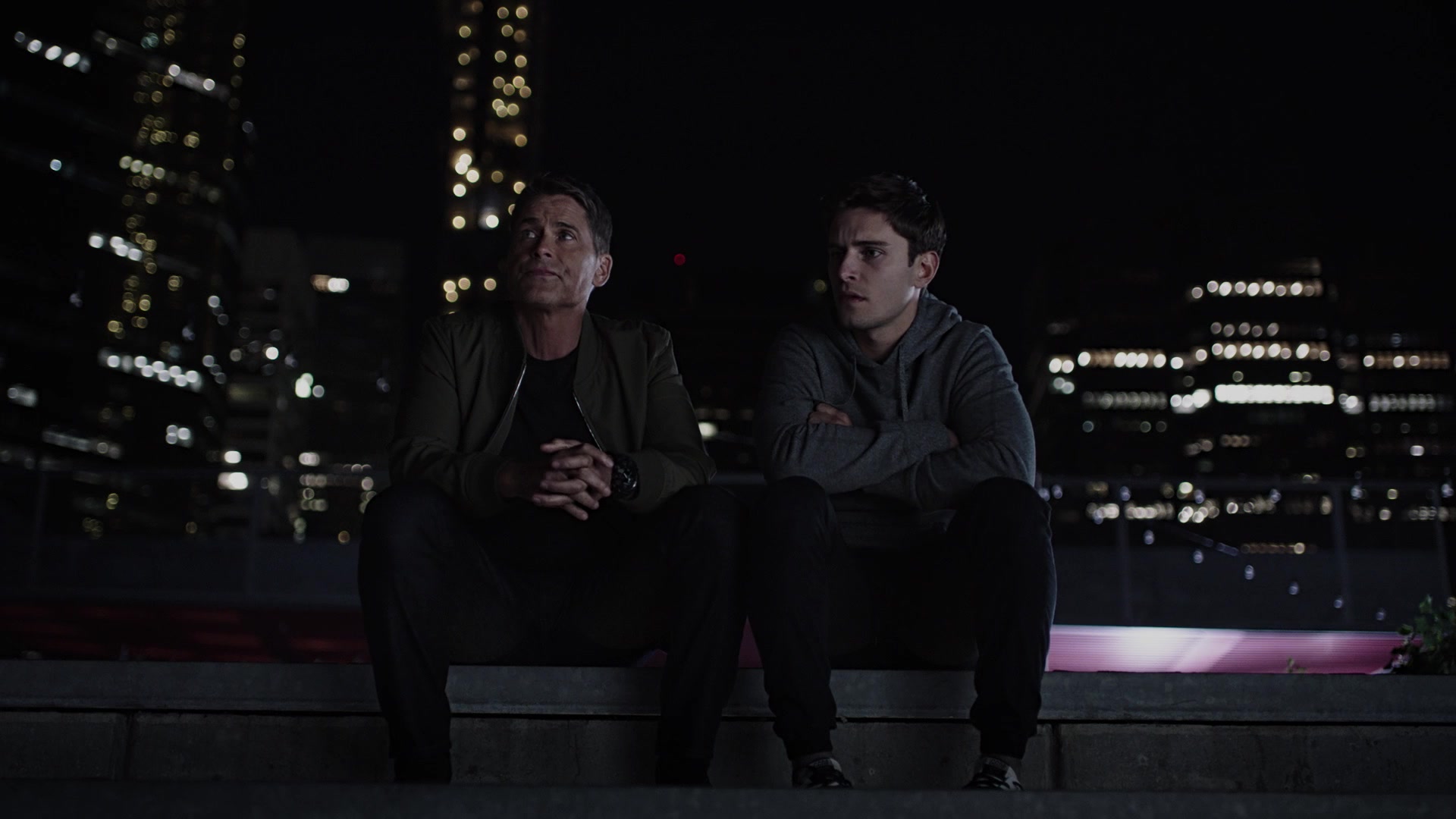 9-1-1_Lone_Star_S01E01_1080p_001652.jpg