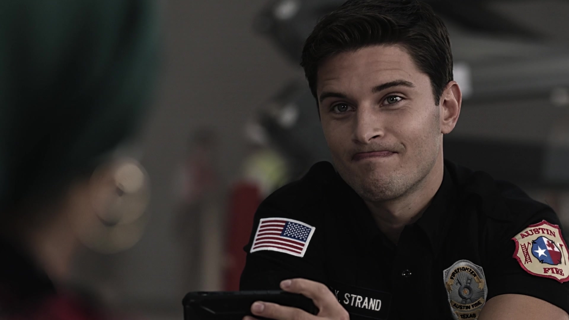 9-1-1_Lone_Star_S01E01_1080p_002123.jpg