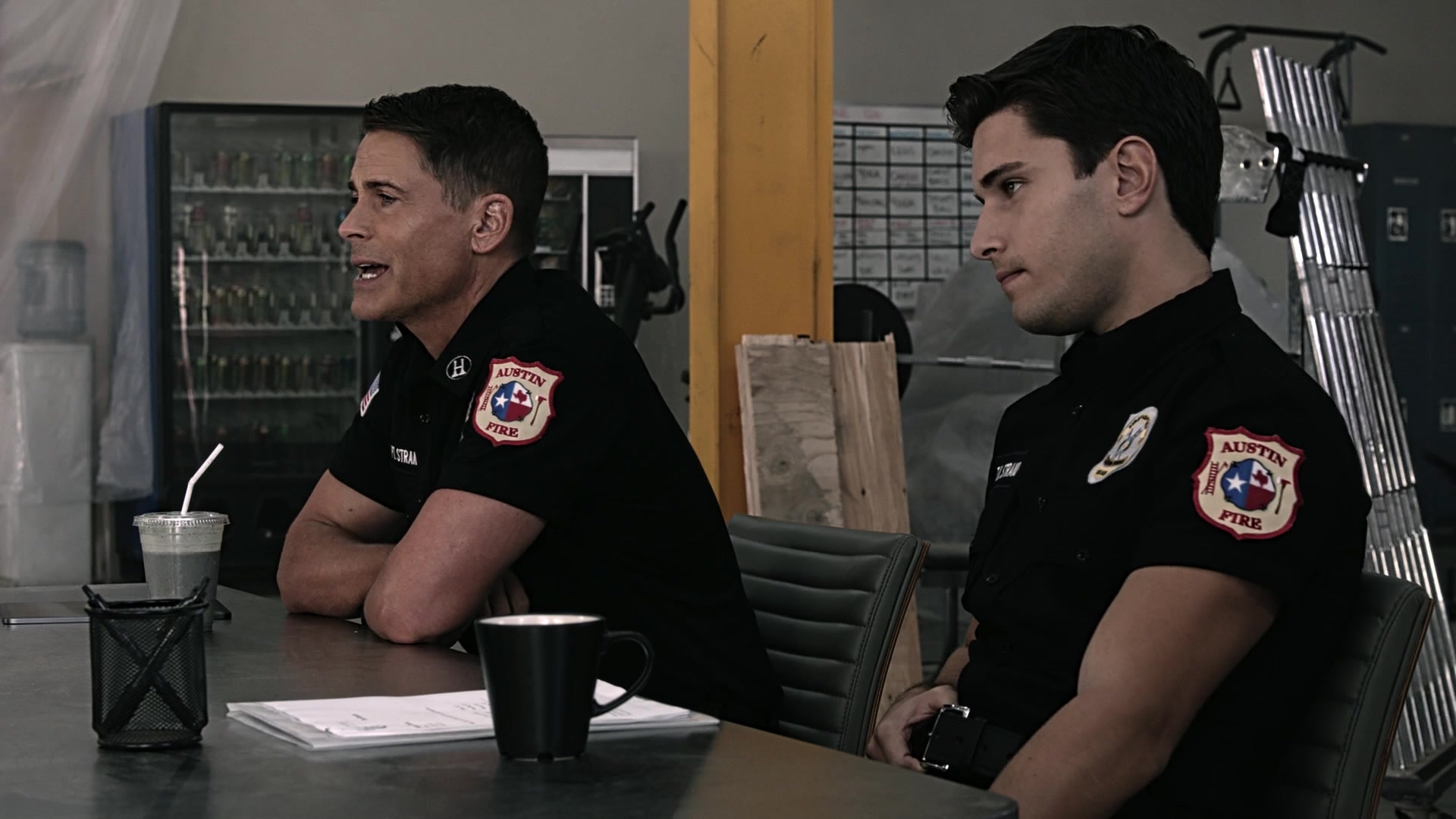 9-1-1_Lone_Star_S01E01_1080p_002144.jpg