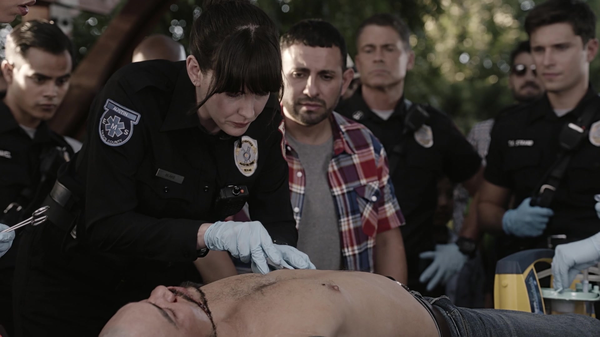 9-1-1_Lone_Star_S01E01_1080p_003682.jpg