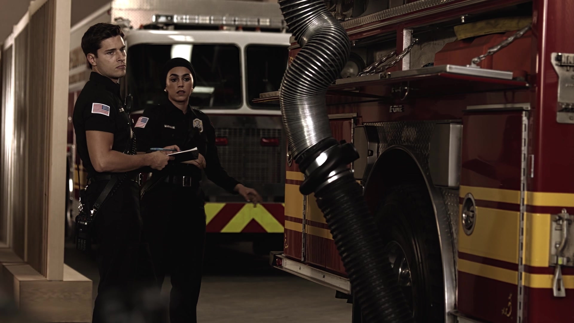 9-1-1_Lone_Star_S01E01_1080p_006048.jpg