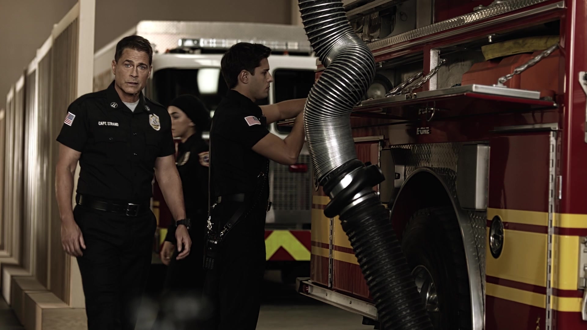 9-1-1_Lone_Star_S01E01_1080p_006063.jpg