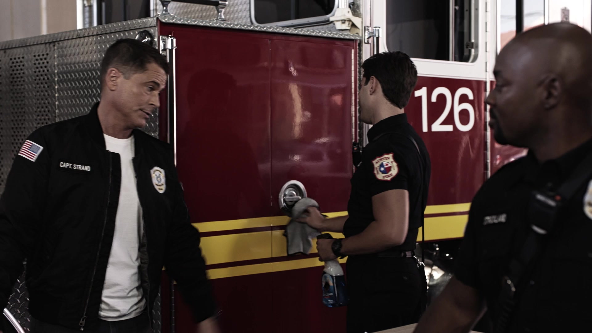 9-1-1_Lone_Star_S01E02_1080p_000255.jpg