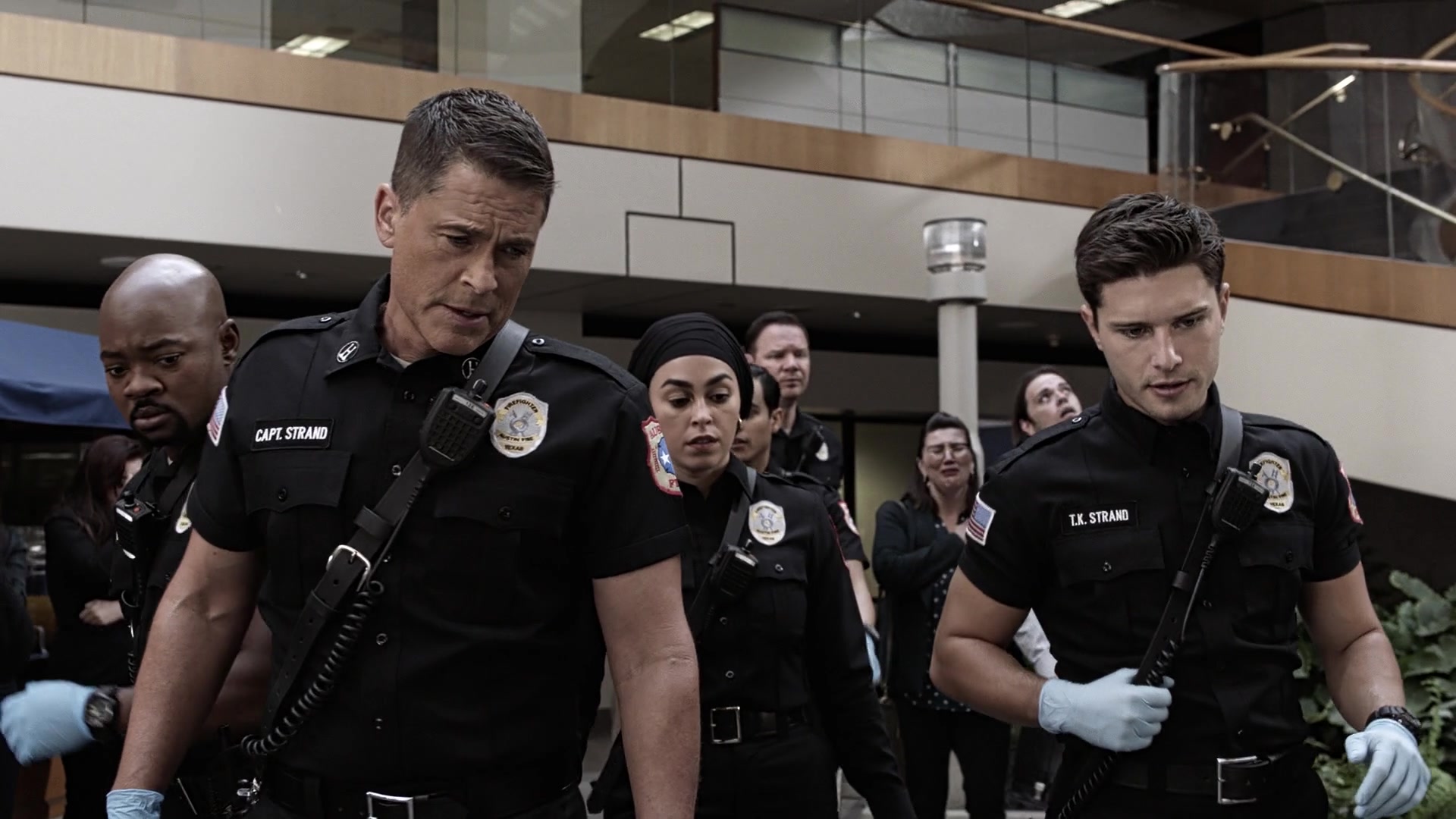 9-1-1_Lone_Star_S01E02_1080p_000553.jpg