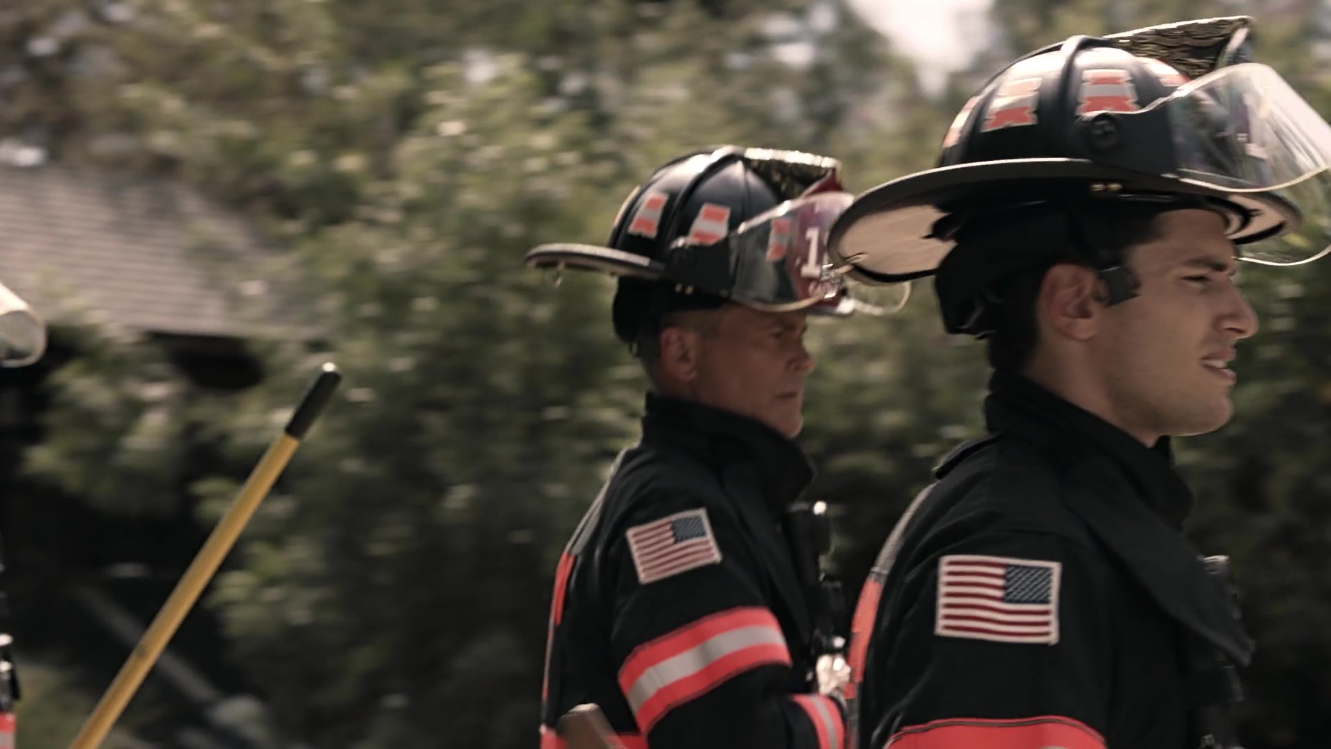 9-1-1_Lone_Star_S01E02_1080p_002724.jpg