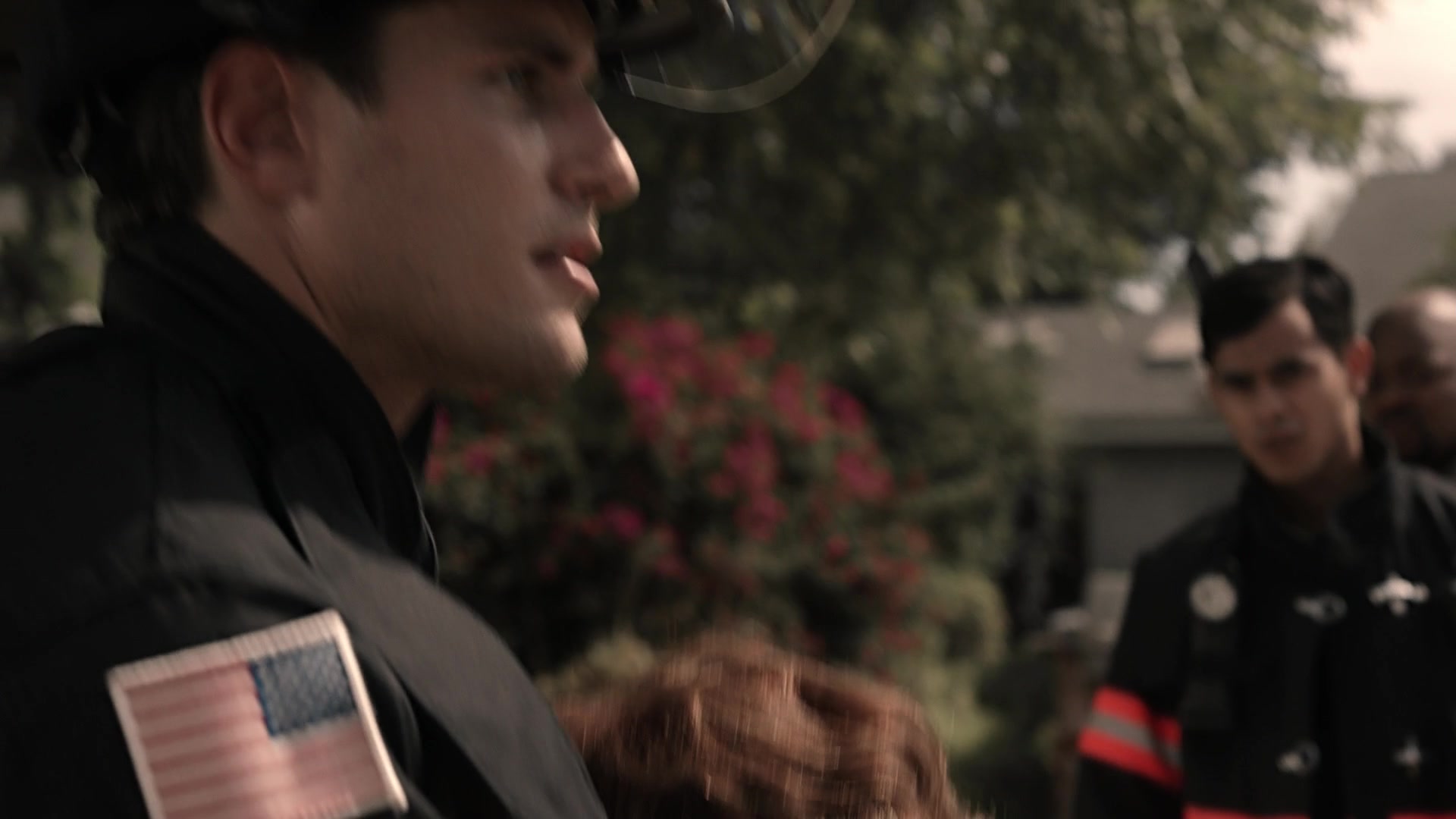 9-1-1_Lone_Star_S01E02_1080p_002911.jpg