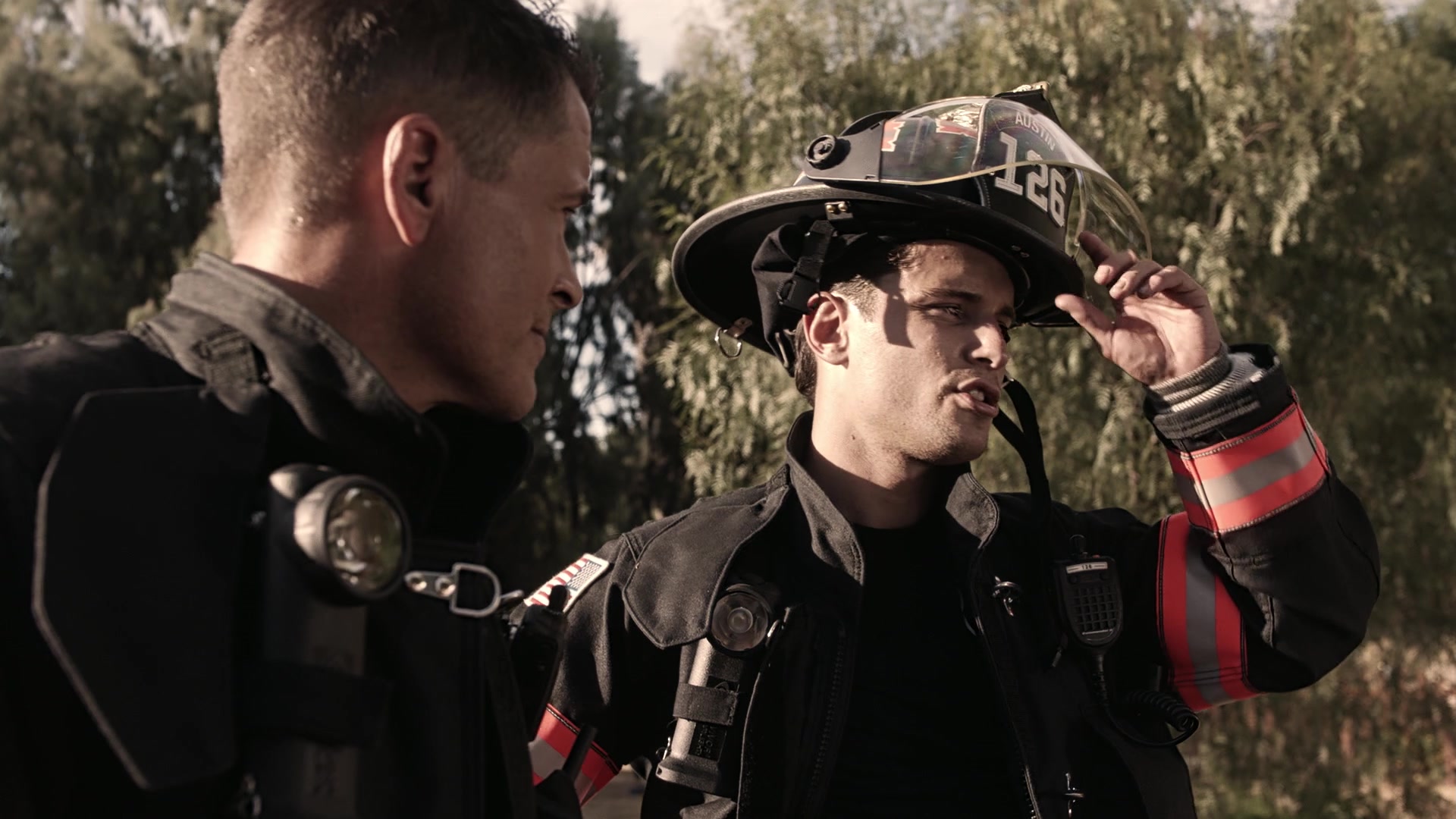 9-1-1_Lone_Star_S01E02_1080p_002949.jpg