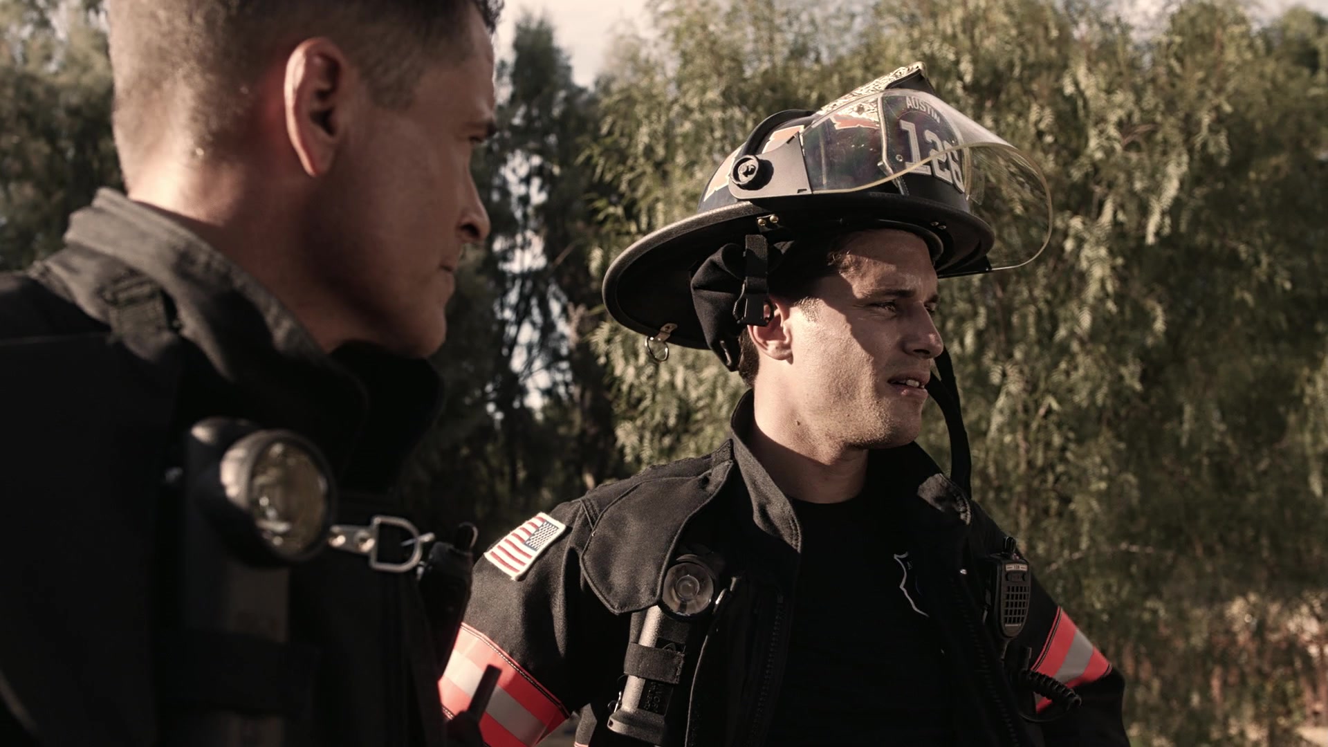 9-1-1_Lone_Star_S01E02_1080p_002952.jpg