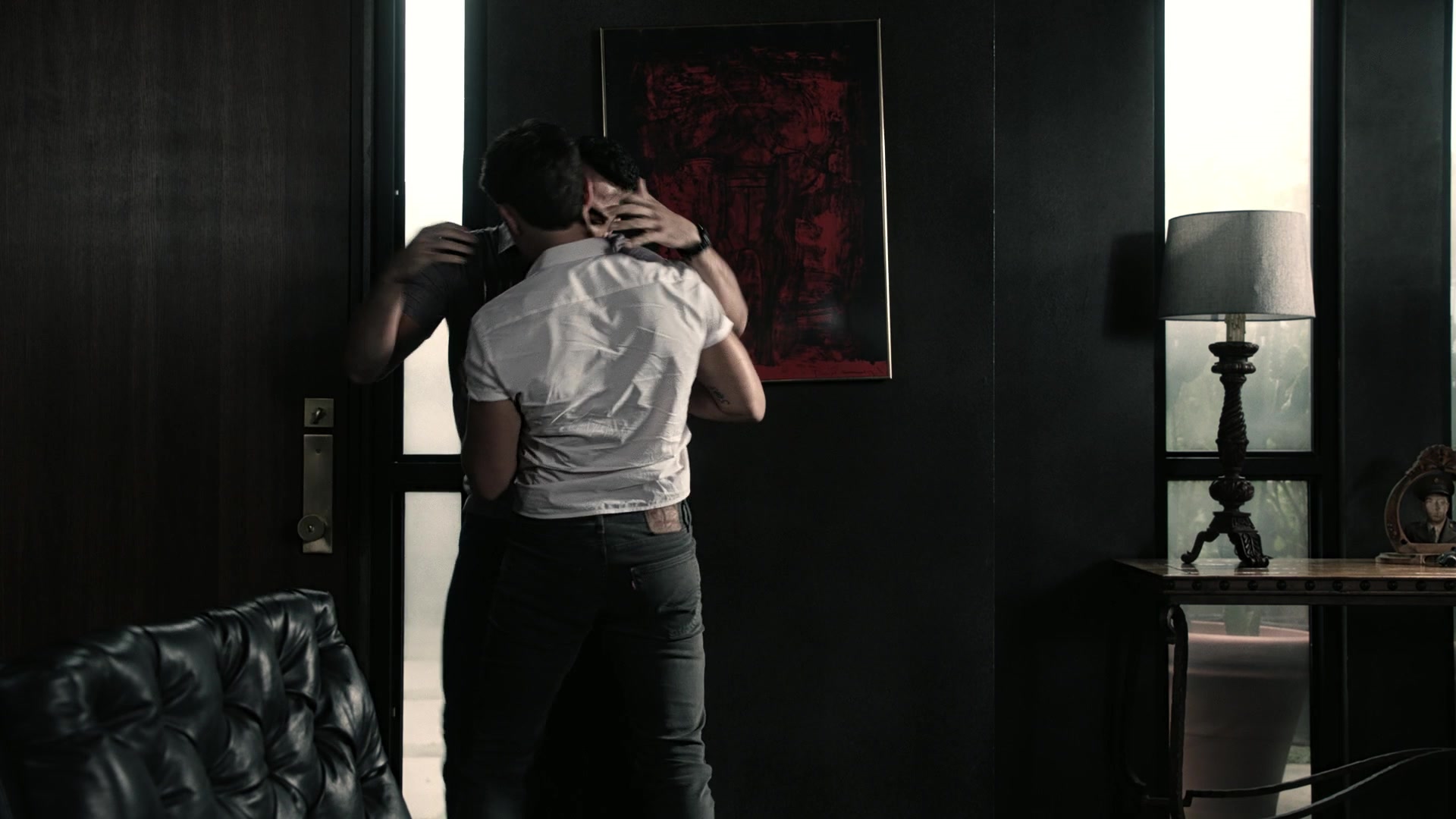 9-1-1_Lone_Star_S01E02_1080p_003052.jpg
