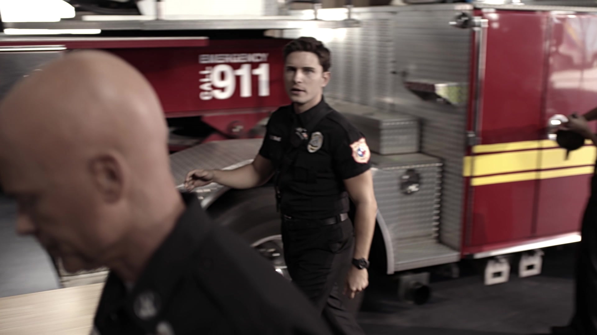 9-1-1_Lone_Star_S01E02_1080p_003716.jpg