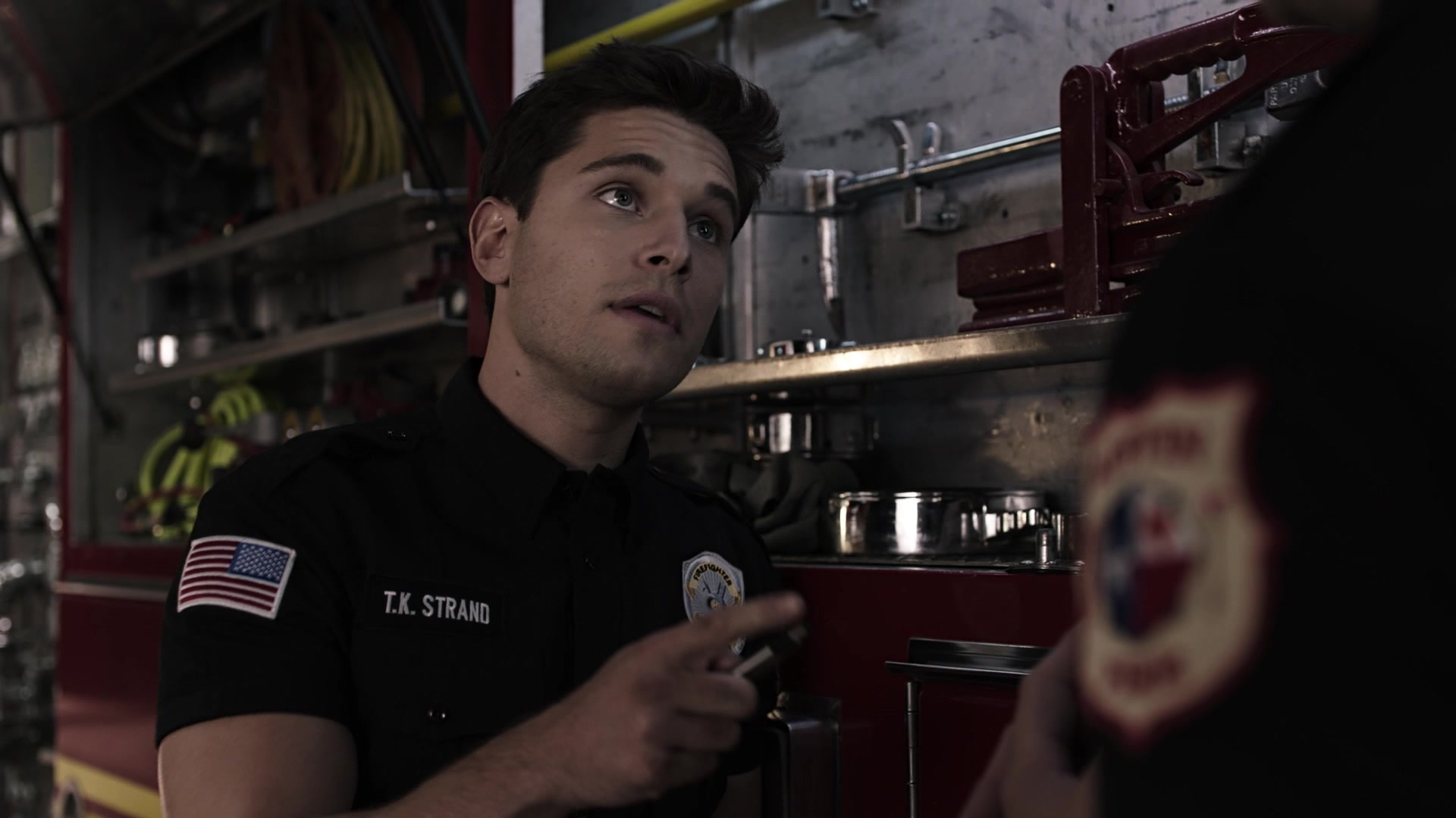 9-1-1_Lone_Star_S01E03_1080p_005059.jpg