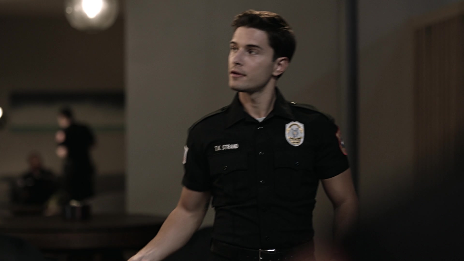 9-1-1_Lone_Star_S01E04_1080p_001310.jpg