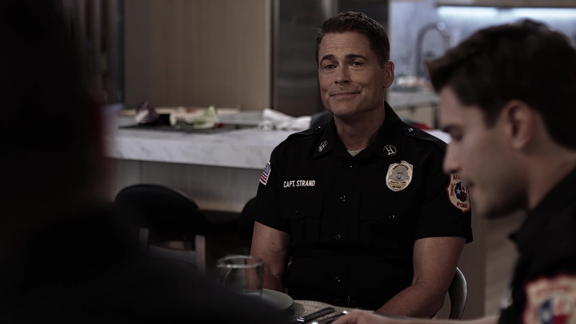 9-1-1_Lone_Star_S01E04_1080p_001623.jpg
