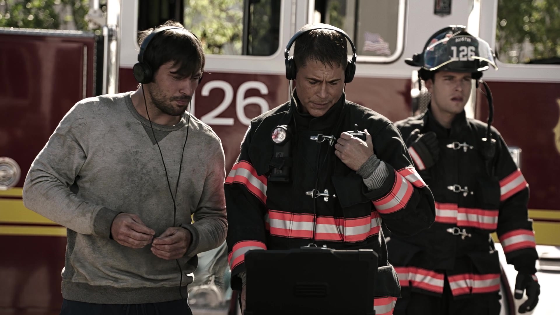 9-1-1_Lone_Star_S01E04_1080p_003303.jpg