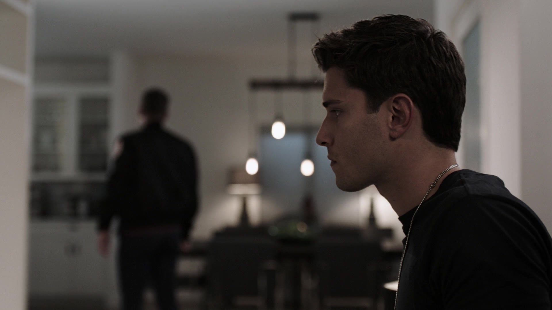9-1-1_Lone_Star_S01E04_1080p_005358.jpg