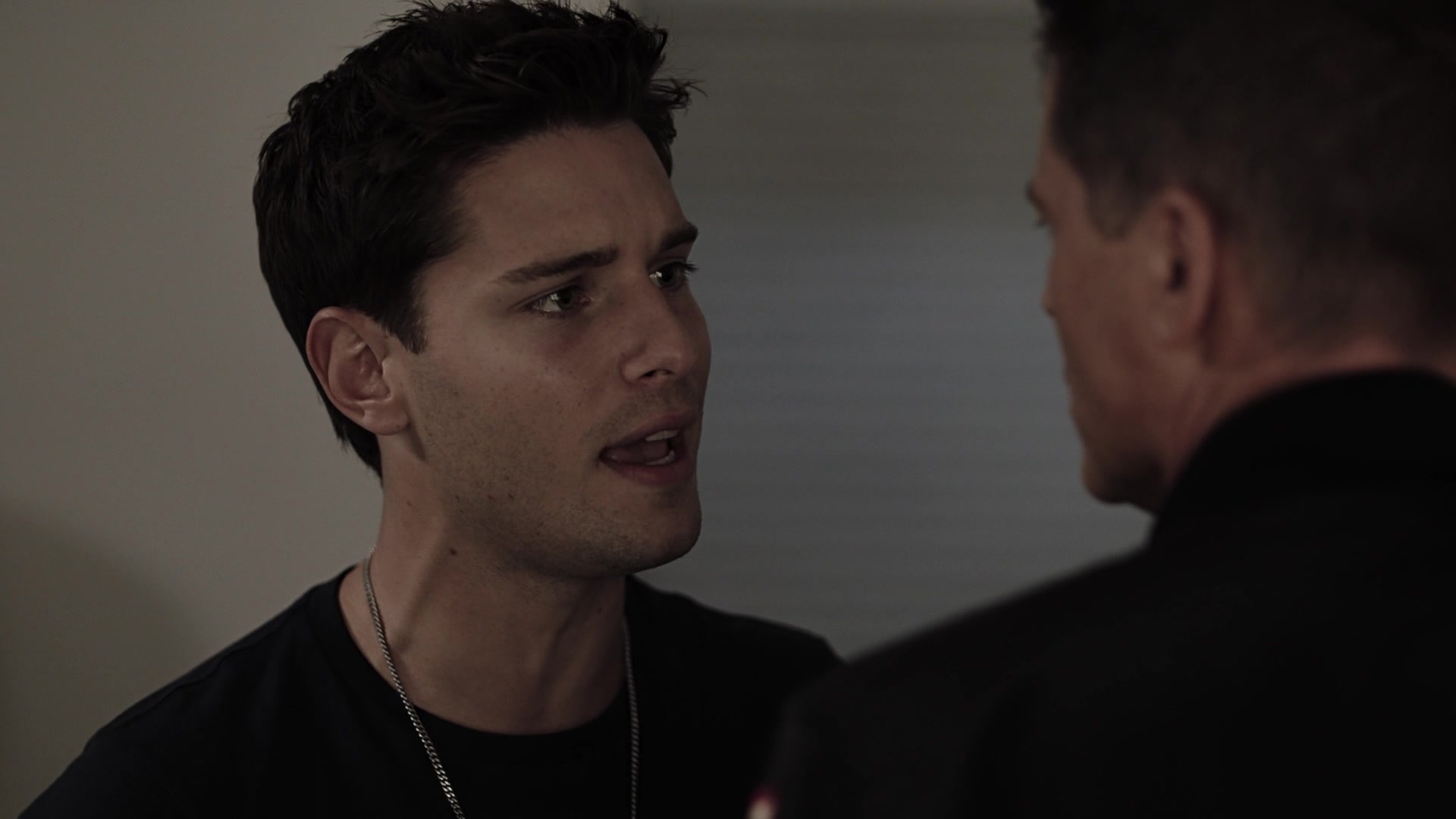 9-1-1_Lone_Star_S01E04_1080p_005508.jpg