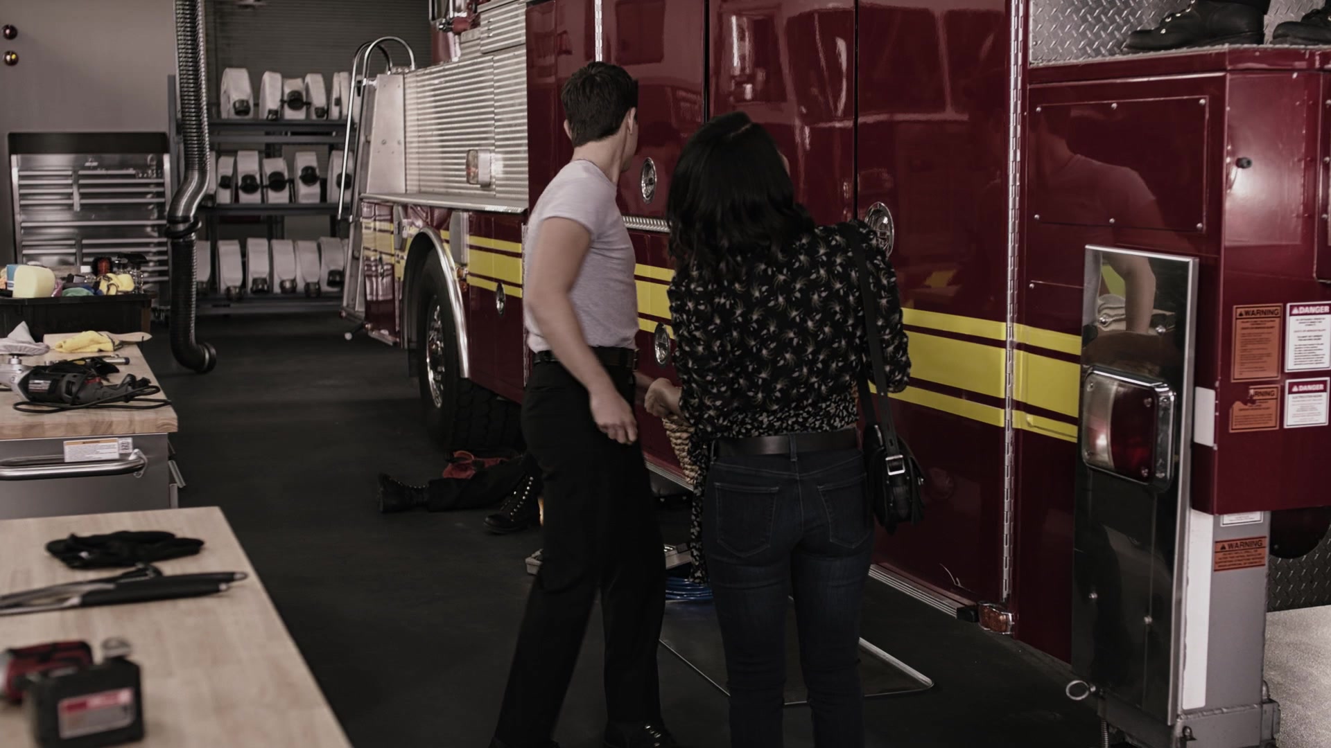 9-1-1_Lone_Star_S01E05_1080p_001136.jpg