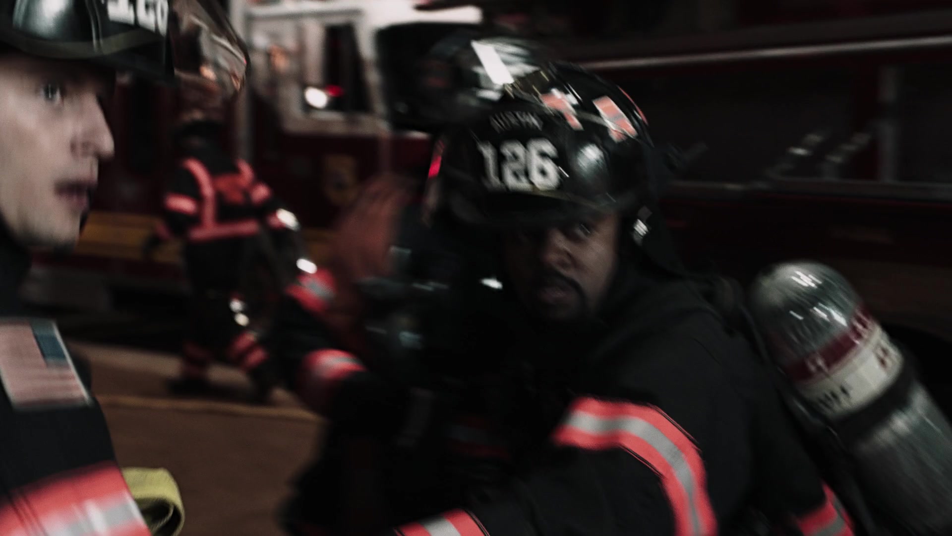 9-1-1_Lone_Star_S01E05_1080p_003826.jpg