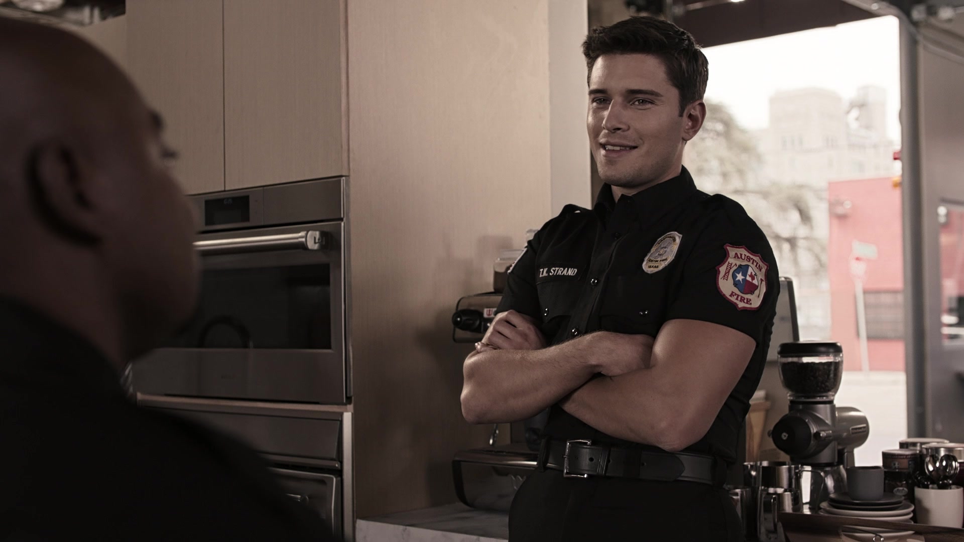 9-1-1_Lone_Star_S01E05_1080p_005098.jpg
