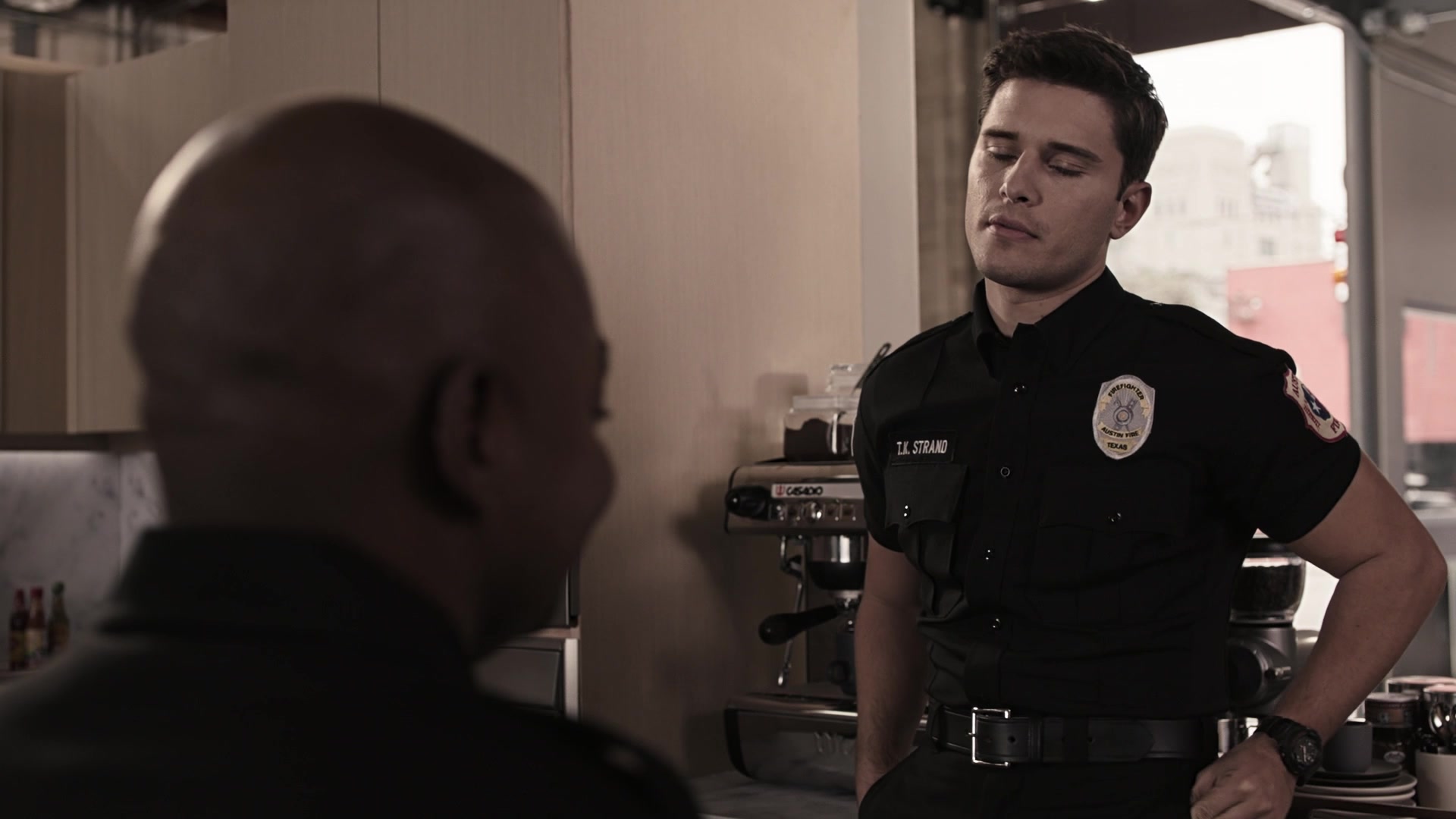 9-1-1_Lone_Star_S01E05_1080p_005136.jpg