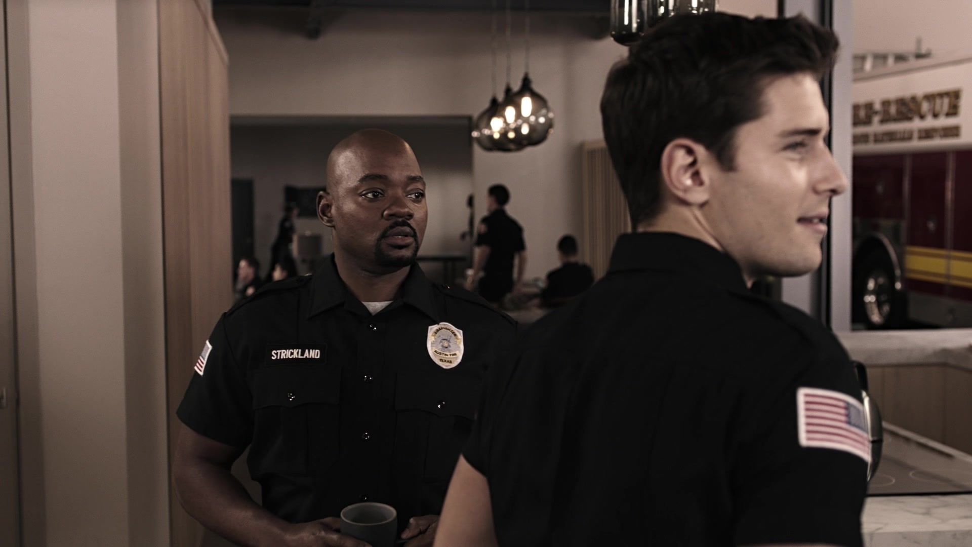 9-1-1_Lone_Star_S01E05_1080p_005158.jpg